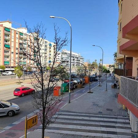 Piso Cerca Universidades Y Playa Valencia Exteriör bild